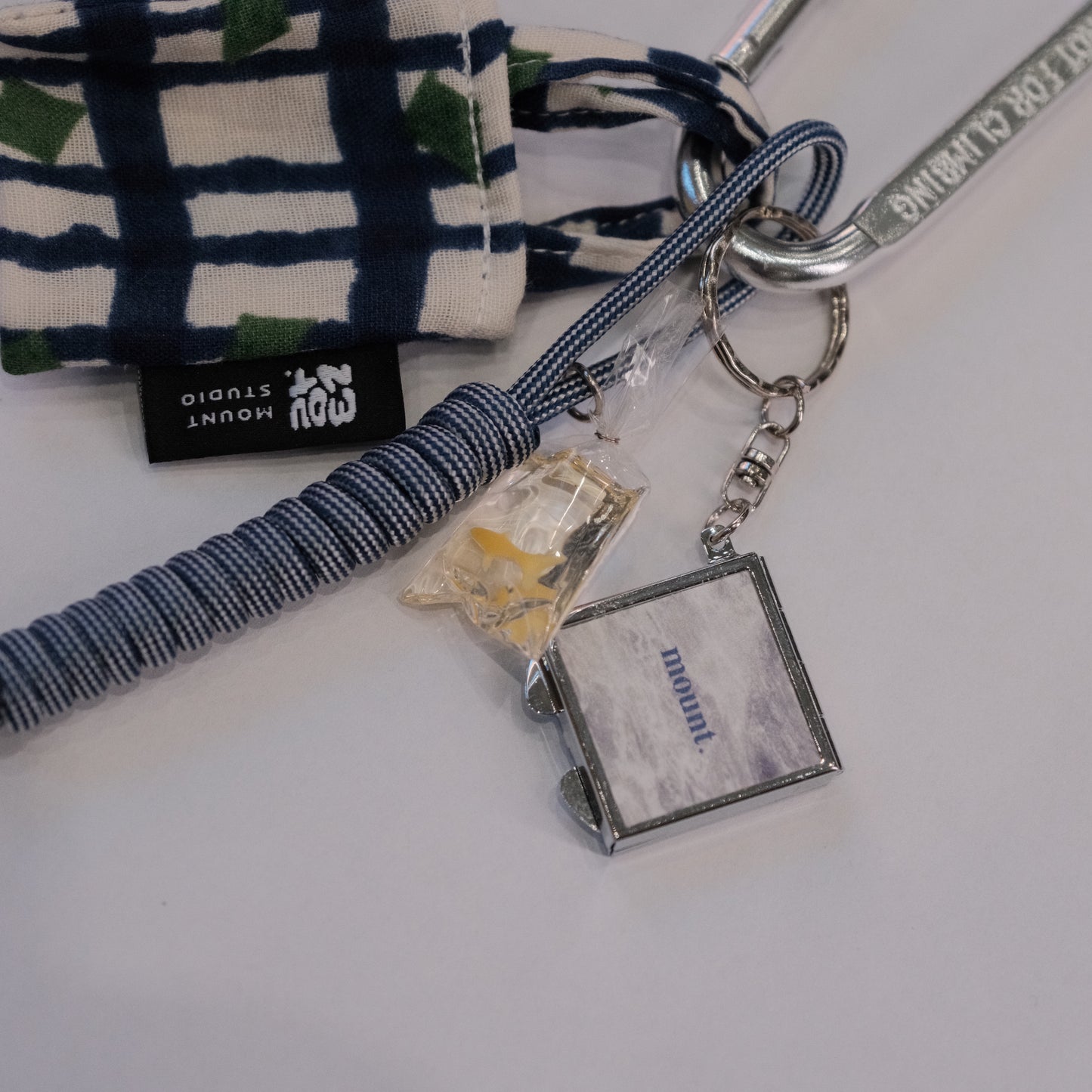 MiniTote KeyChain | 品牌迷你托特包吊飾 (任選兩入9折)