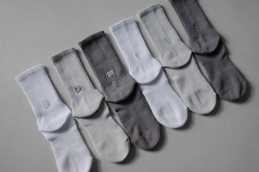 Mount x Hzoo DueNorth 聯名襪子組